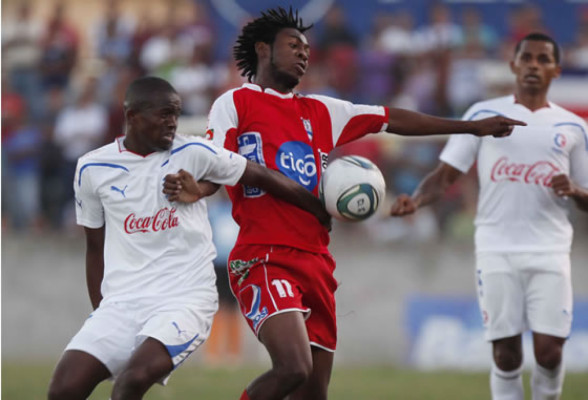 El poste salvó al Olimpia