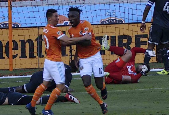 MLS: Alberth Elis nuevamente fue protagonista en el Houston Dynamo