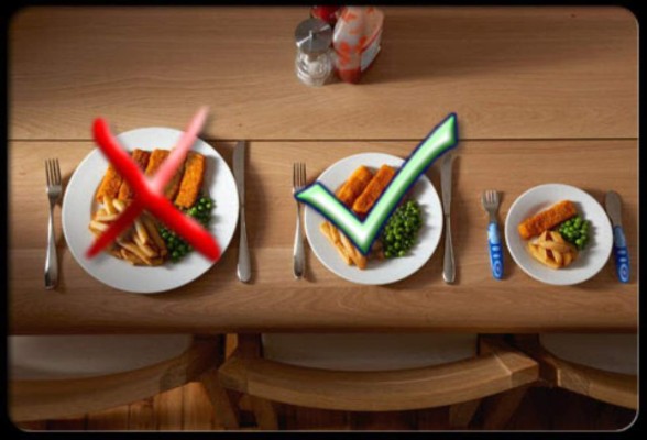 Las porciones de tamaño gigante hacen que se coma en exceso