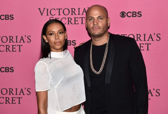Mel B revelará detalles de su turbulento matrimonio en un libro