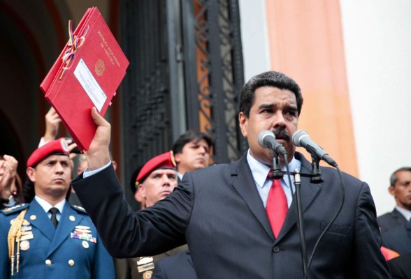 Nuevo conflicto entre Maduro y el Parlamento