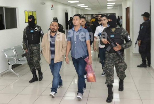 Condenan a 7 líderes de la MS-13 que compraban policías y fiscales