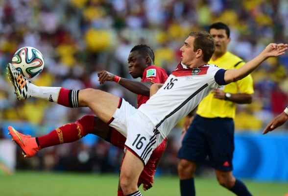 Klose salva a Alemania el día que entra en la historia de Mundiales