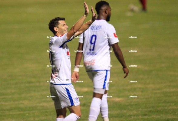 Video: El Olimpia doblega a la Real Sociedad y se afianza en la cima