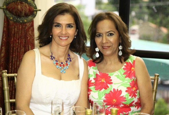 Brindis por Jessica Yuja