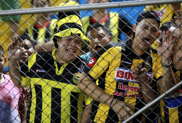 Real España jugará tres partidos sin aficionados en tendidos populares