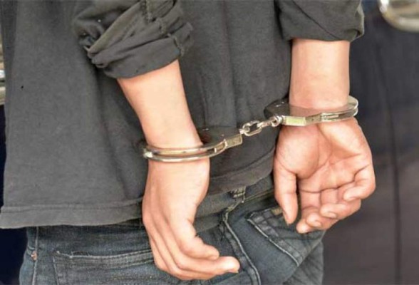 Arrestan a supuesto coyote en El Amatillo