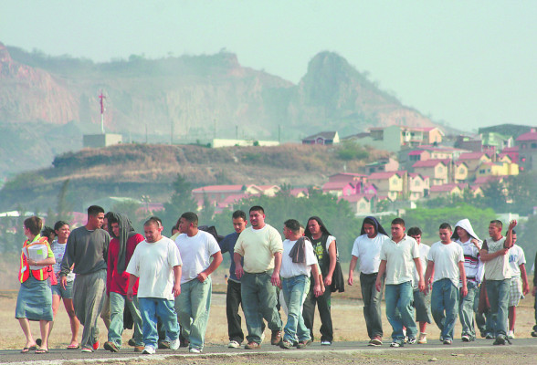Nadie responde por Ley del Migrante hondureño