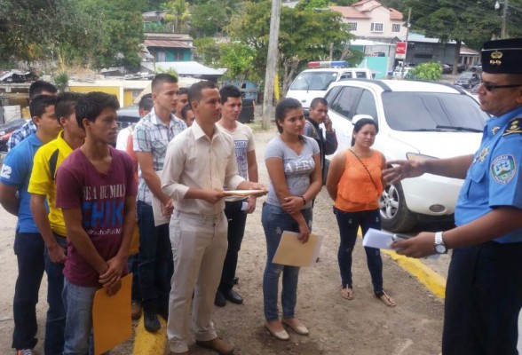 Ante la falta de empleo, jóvenes deciden ingresar a la Policía