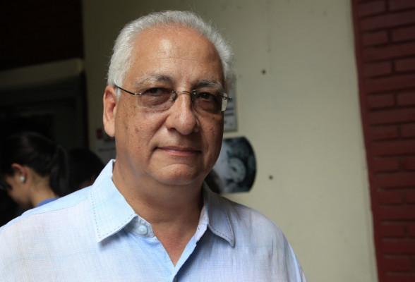 Universitarias corren peligro por automedicación, según estudio