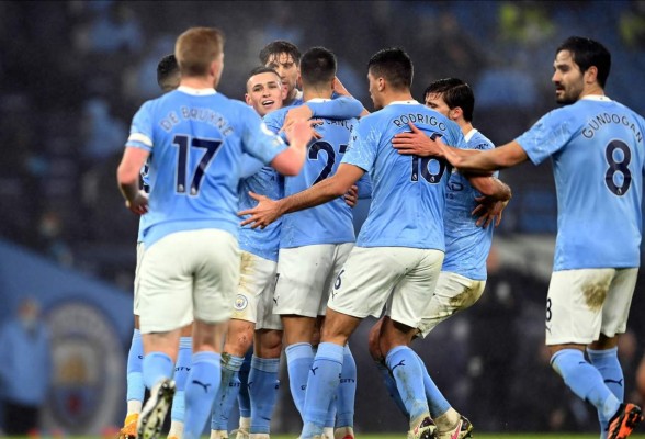 Manchester City ganó por la mínima al Brighton y se metió en la pelea por la Premier League