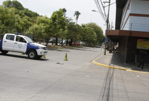 Ultiman a balazos a ayudante de bus rapidito