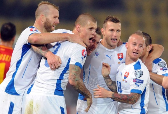 Eslovaquia prosigue su paseo triunfal en el Grupo C
