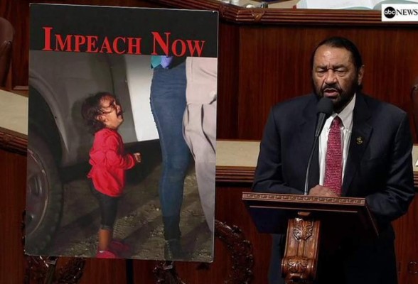 Demócratas usan foto de niña hondureña para impeachment de Trump