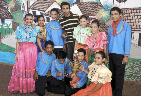 Máxima cita del folclor catracho en Comayagua