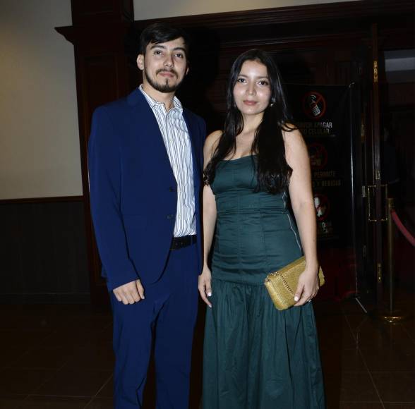 Héctor Fajardo y Lesly Ramos 