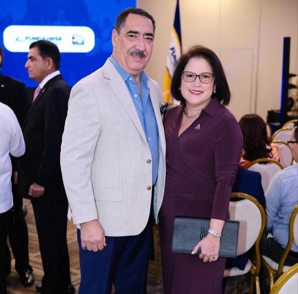 Juan Férez y Ana Clemencia Bueso