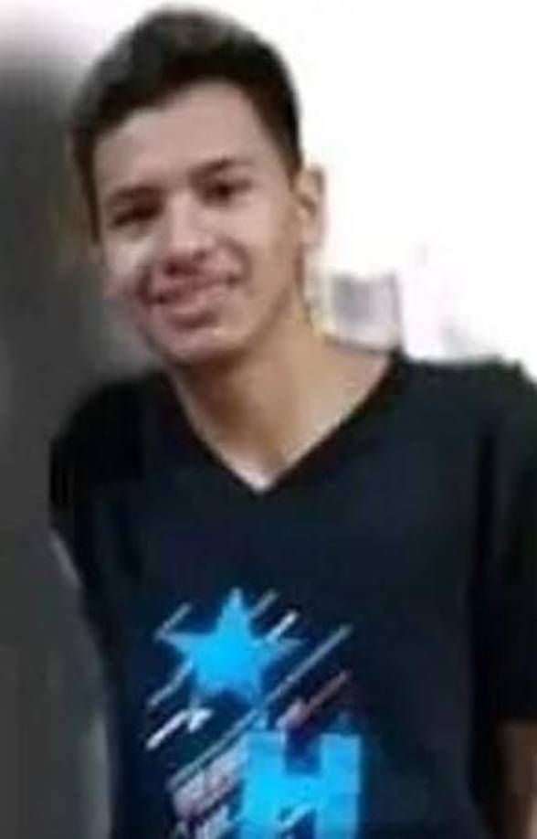 El joven Renán Umaña murió en el lugar de la explosión. 