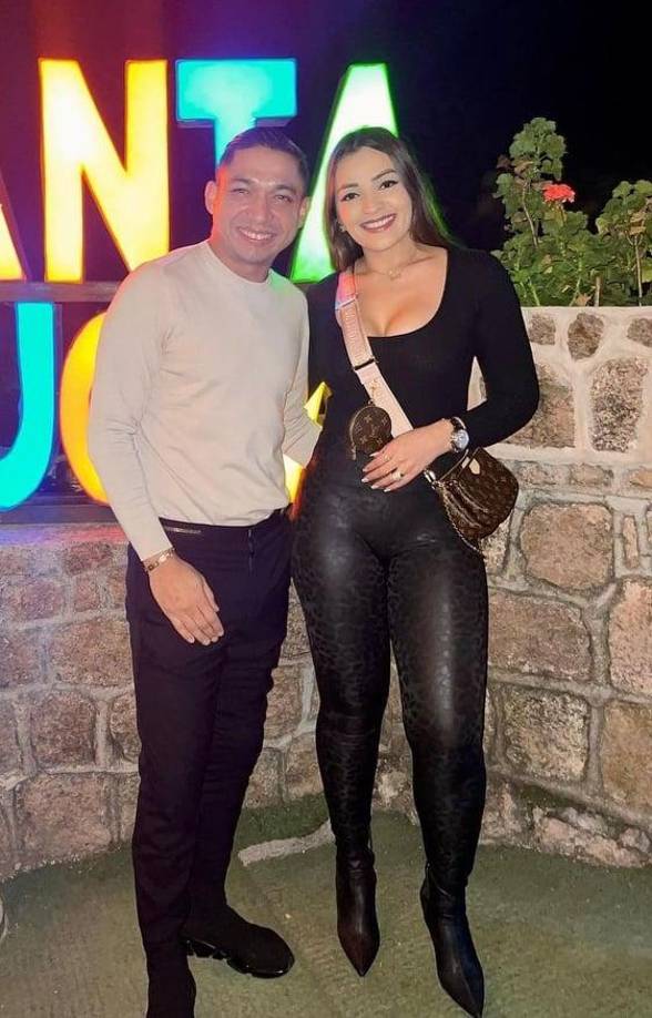 Emilio Izaguirre: El lateral del Marathón tiene como esposa a la linda Virginia Varela.