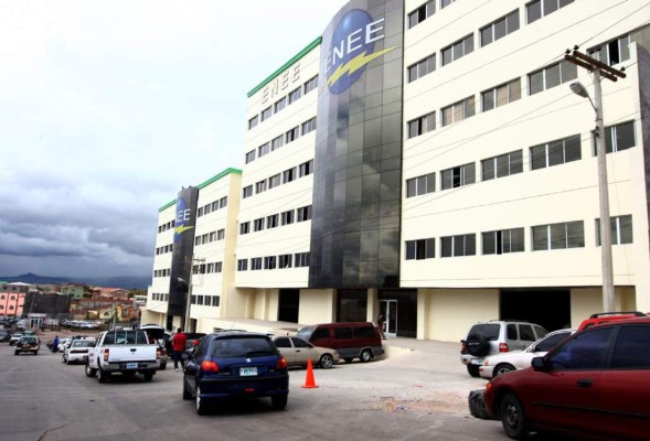 Revisarán tarifas de la Enee cada tres meses en todo el país