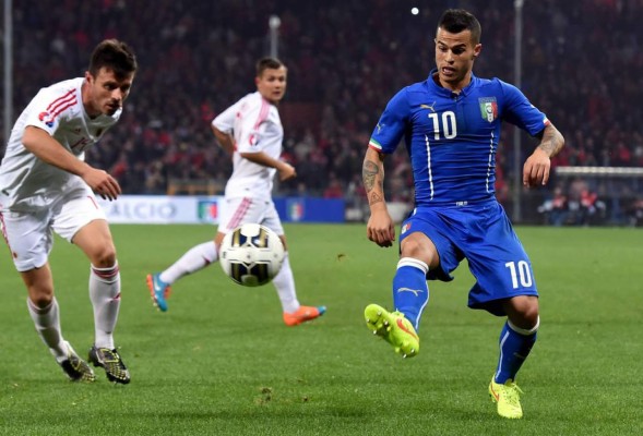 Italia sufre para derrotar a Albania en amistoso