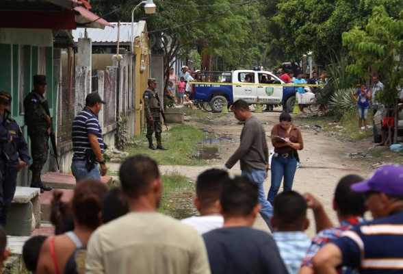 Matan a dos amigos frente a una iglesia en la Rivera Hernández