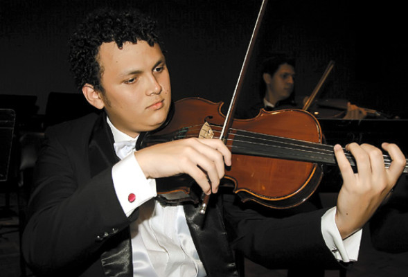 Cierra segundo concierto