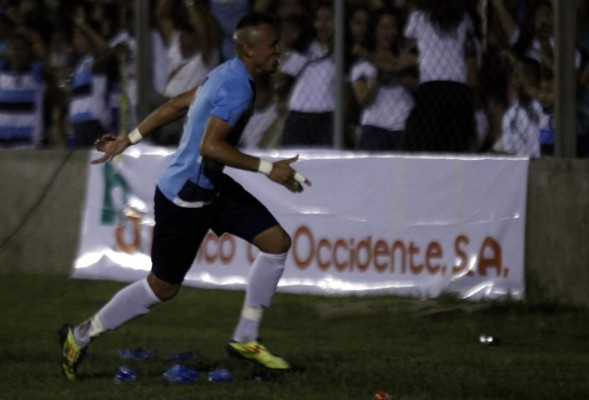 El Honduras Progreso golea al Juticalpa y es de Primera División