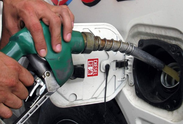 Gasolinas en Honduras vuelven a subir desde hoy