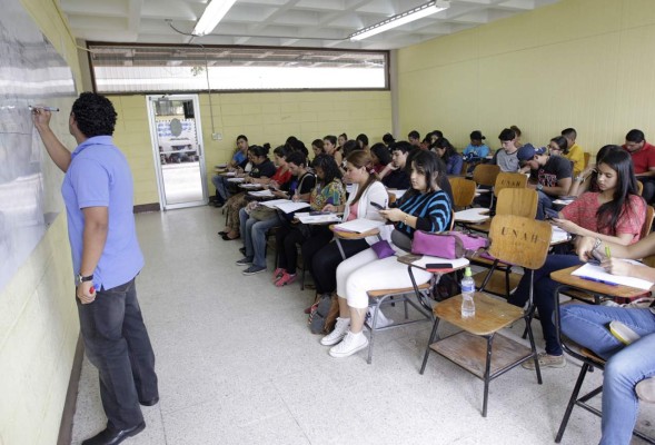 Tres de 10 universitarios ha denunciado abusos de los docentes en la Unah