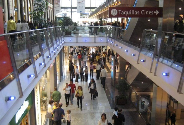 La inversión renueva los centros comerciales de España