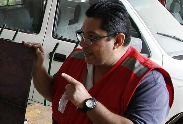 Acusan a médico de sedar y violar a sobrina política