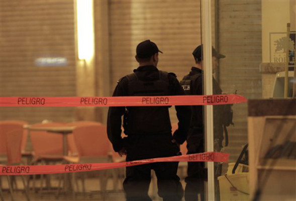 Honduras: Policía estalló bomba, no hay heridos