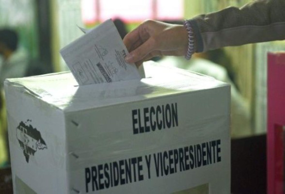 Unah pide acabar con dualidad sobre reelección presidencial