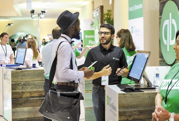 Las empresas de tecnología se aventuran a prestarles a las pymes