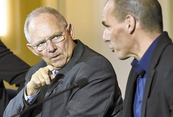 Alemania y Grecia tensan la cuerda en la zona euro