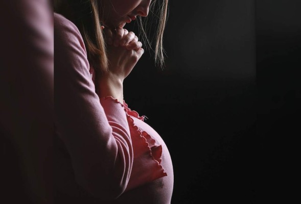 'Fui golpeada, violada y quedé embarazada”: Niña de 15 años