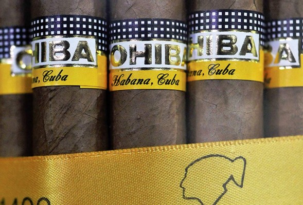 Ron y cigarros, dos frentes de batalla en torno a Cuba