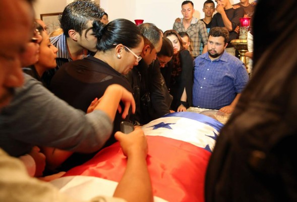 Luto y dolor en velorio de Marco Antonio Andino