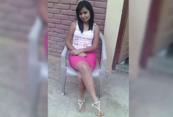 Velan en Las Pavas a la adolescente apuñalada por su exnovio en iglesia