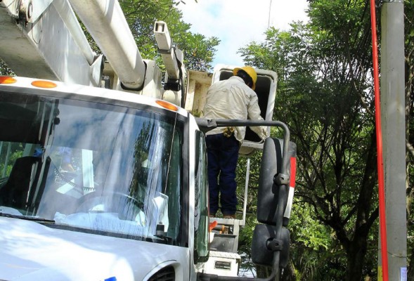 Enee registra más de 11,000 cortes en la zona norte de Honduras