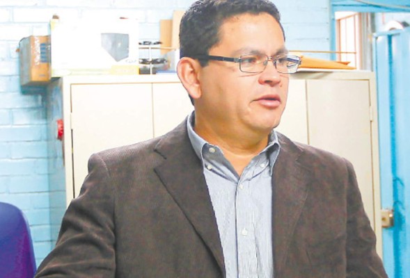 Audiencias a directores seguirán: Marlon Escoto