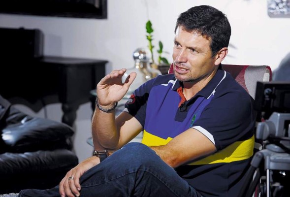 'En San Pedro Sula la humedad es el factor principal”: Rolando Fonseca