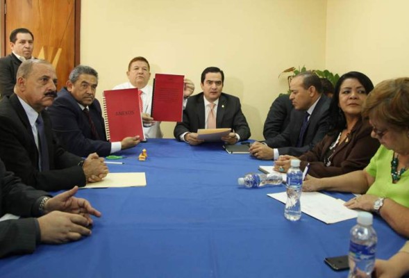 Presentarán informe sobre 13 casos de corrupción