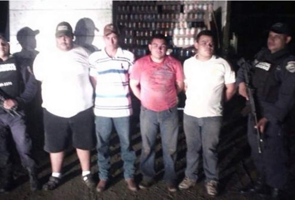 Capturan banda de contrabandistas con mil cajas de cervezas en San Pedro Sula