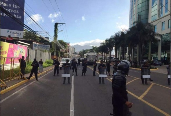 Hondureñas condenan impunidad en femicidios y exigen alto a la violencia