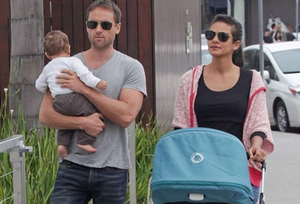 Expareja de Charlize Theron tiene familia secreta en Costa Rica