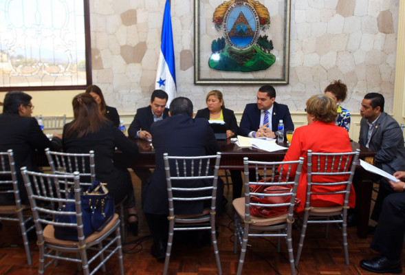 Comienzan a recibir candidaturas para dirigir el Conadeh