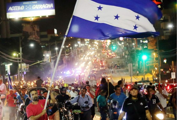 Paro convocado por indignados podría ser a medias