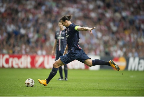 Zlatan Ibrahimovic no jugará contra el Barcelona